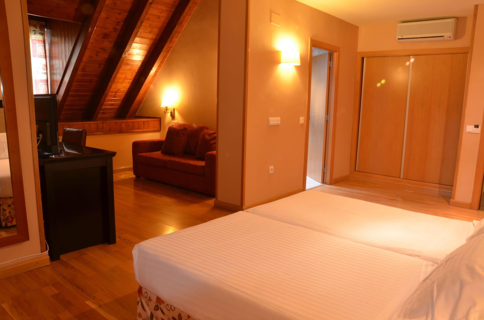 Hotel Spa Acevi Val D'Aran Vielha Exterior photo